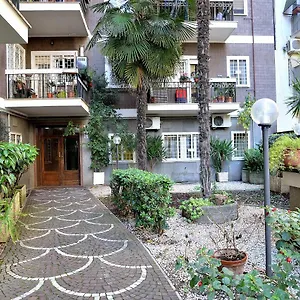 Bed & Breakfast Le Quattro Meraviglie, Rome